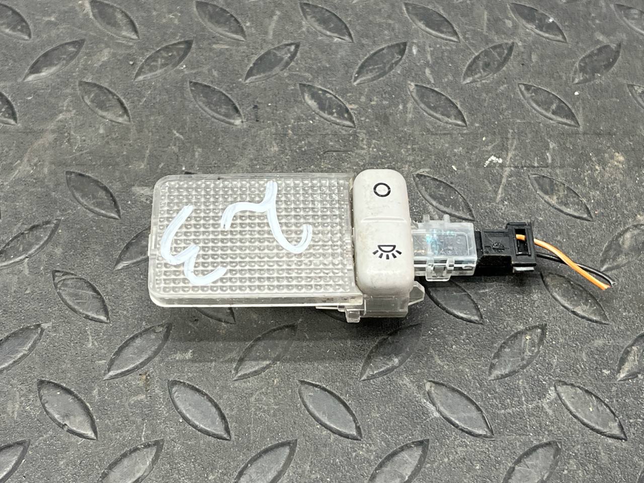 Плафон салонный Ford Mondeo/3 2000-2007