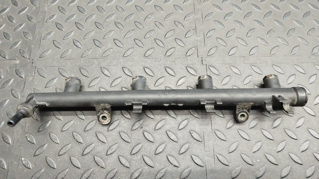 Рампа топливная Renault Scenic/2 2003-2009