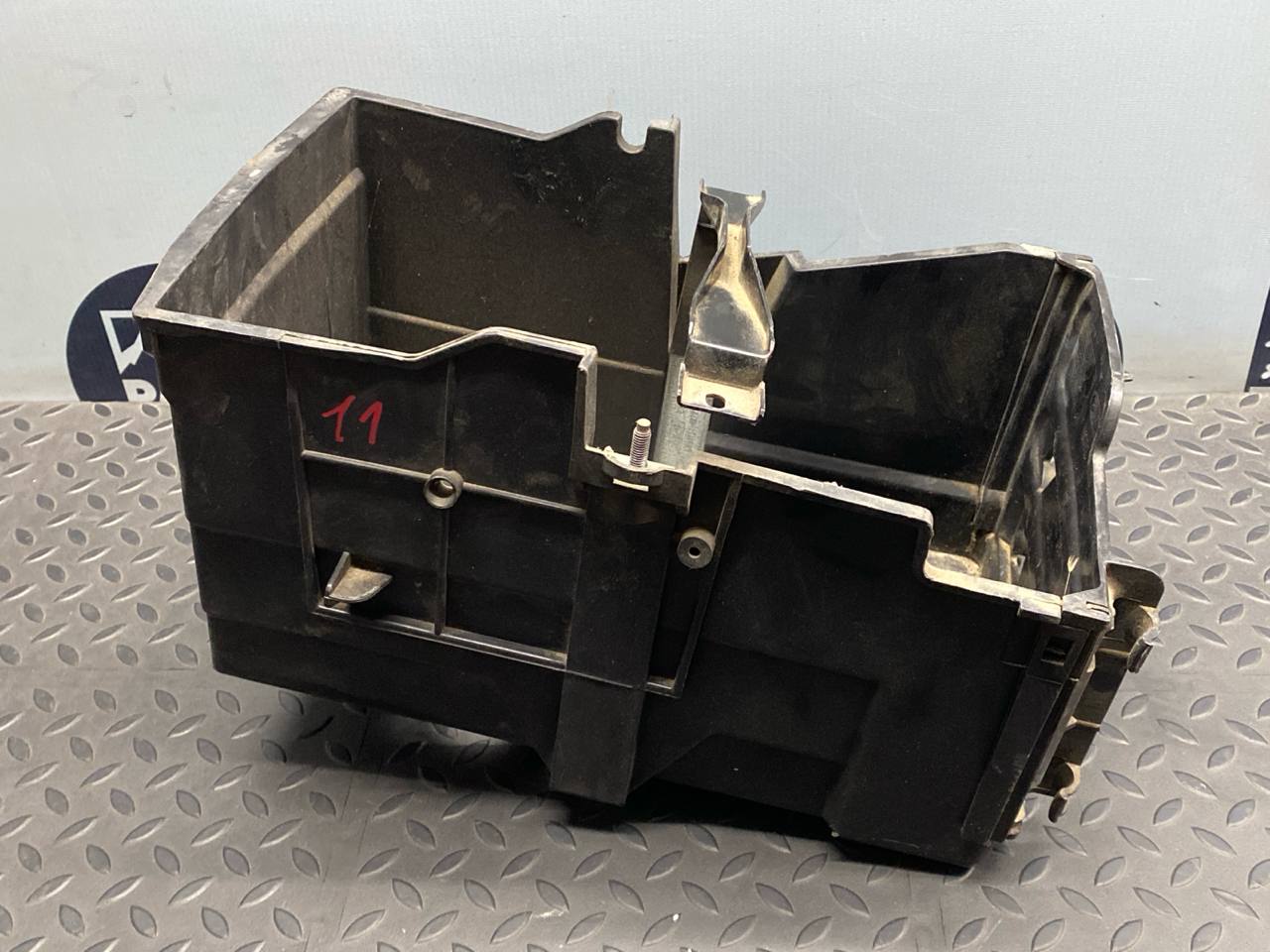 Корпус АКБ Ford Focus/2 2004-2011