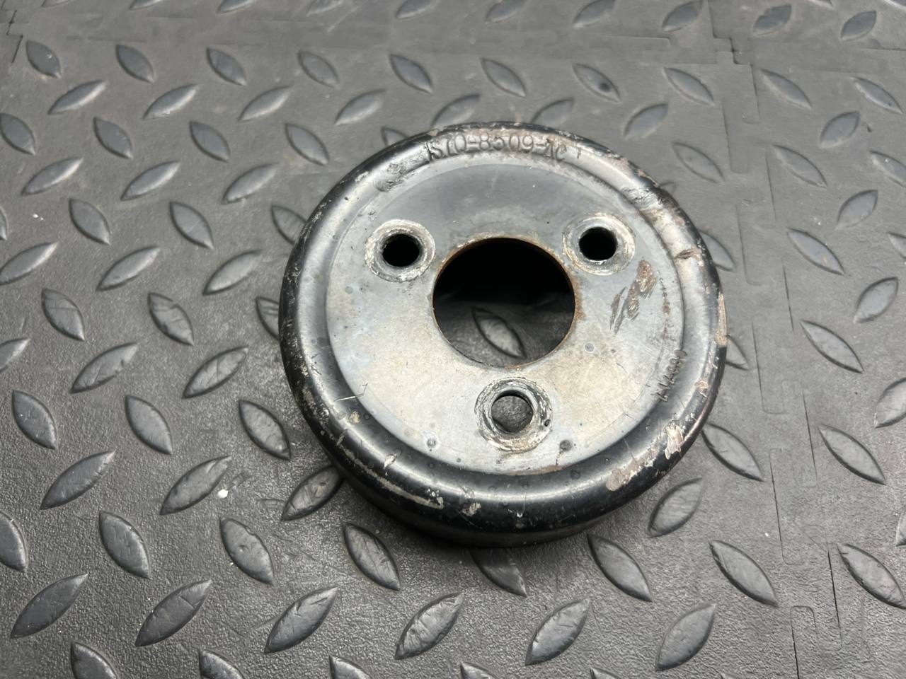 Шкив помпы Ford Mondeo/3 2000-2007