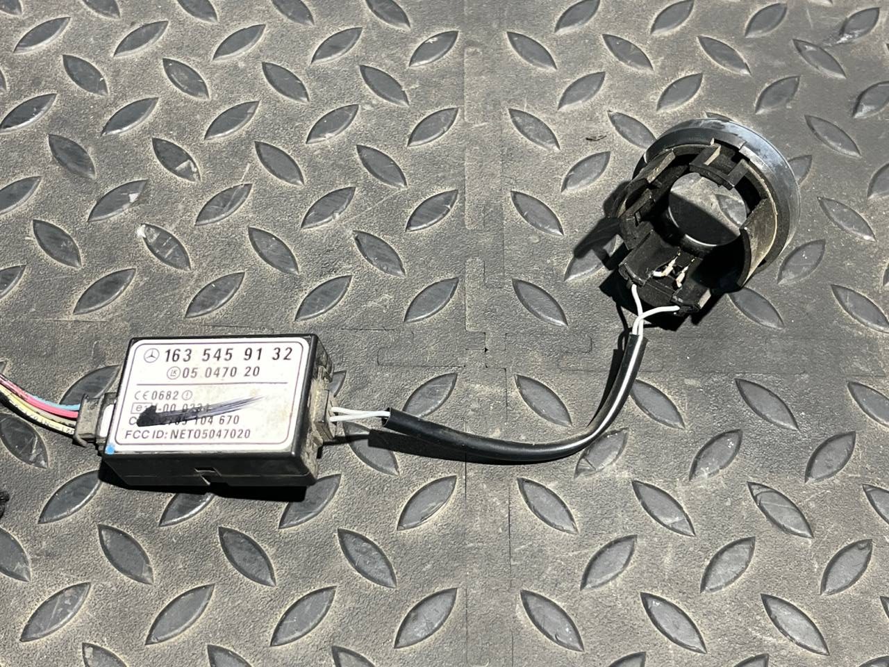 Блок иммобилайзера Mercedes M/W163 1997-2005