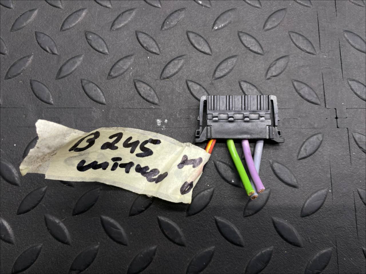 Разъем Mercedes B/W245 2005-2011