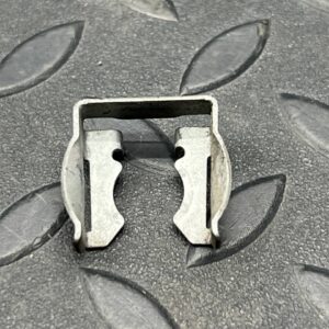 Скоба топливной форсунки Mercedes SLK/R170 1996-2004