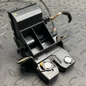 Замок крышки багажника Mercedes C/W203 2000-2008