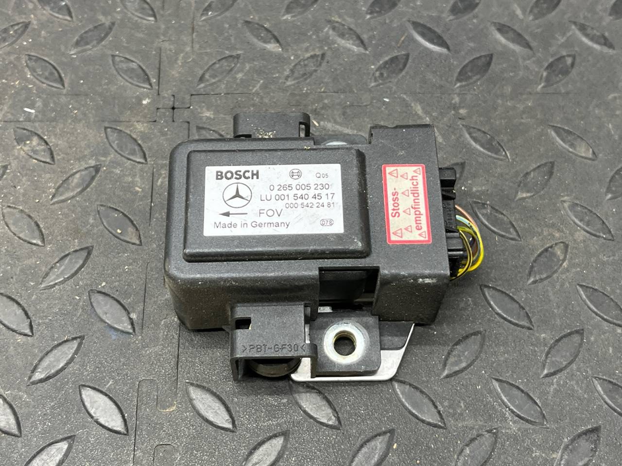 Датчик ускорения Mercedes E/W210 1995-2003