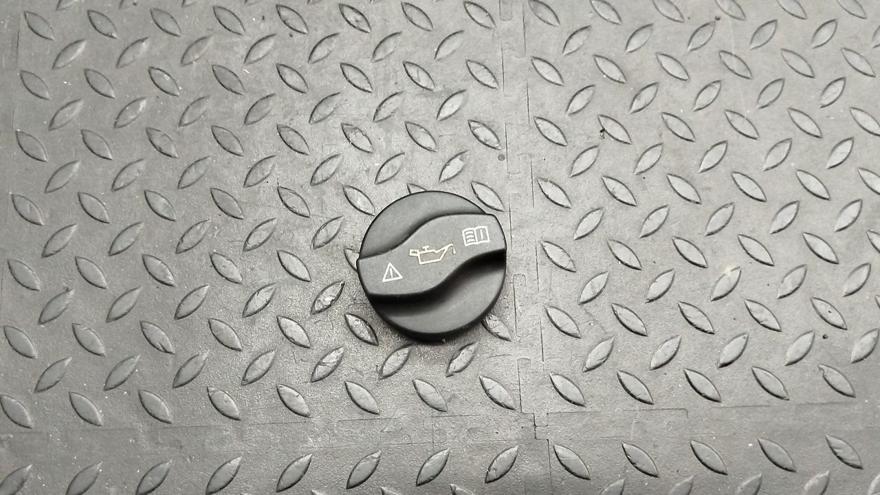 Крышка маслозаливной горловины Mercedes Sprinter/W906 2006-2018