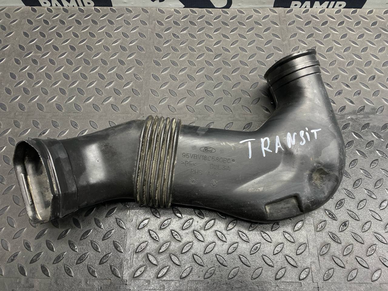 Воздуховод отопителя правый Ford Transit 2000-2006