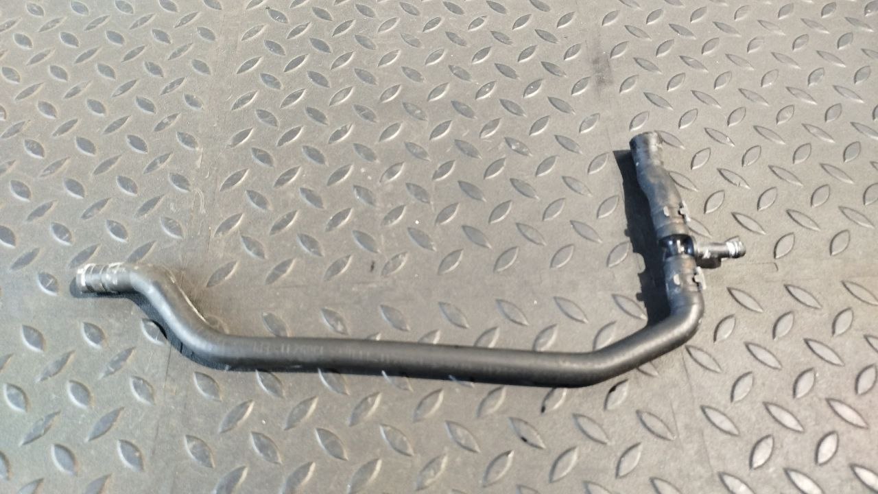 Патрубок ОЖ Volkswagen  Golf/4 1997-2006