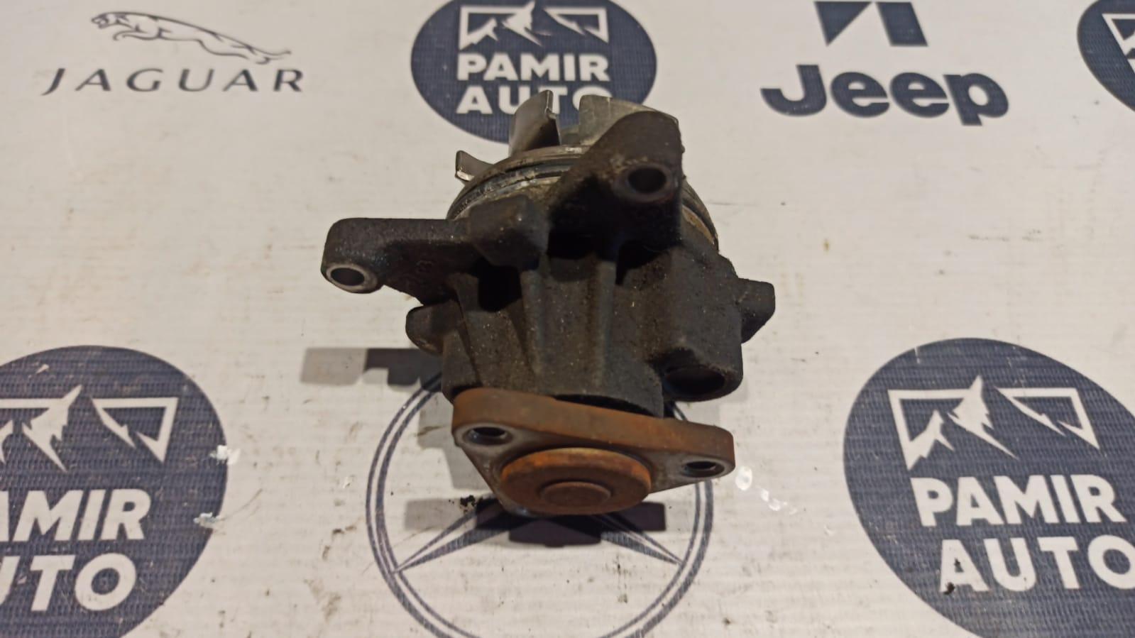 Насос водяной (Помпа) Ford Focus/2 2004-2011