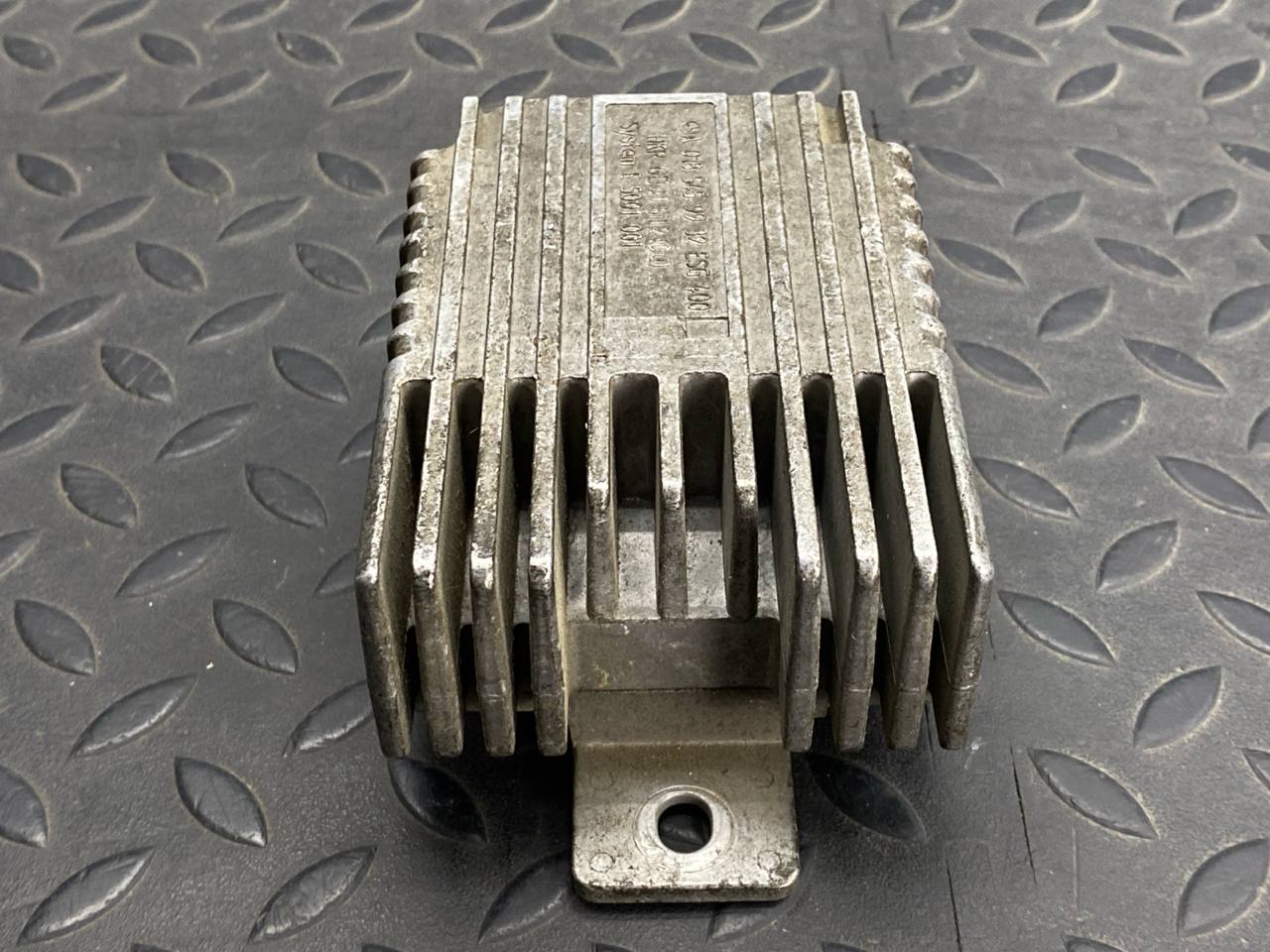 Блок управления вентилятором Mercedes C/W202 1993-2001