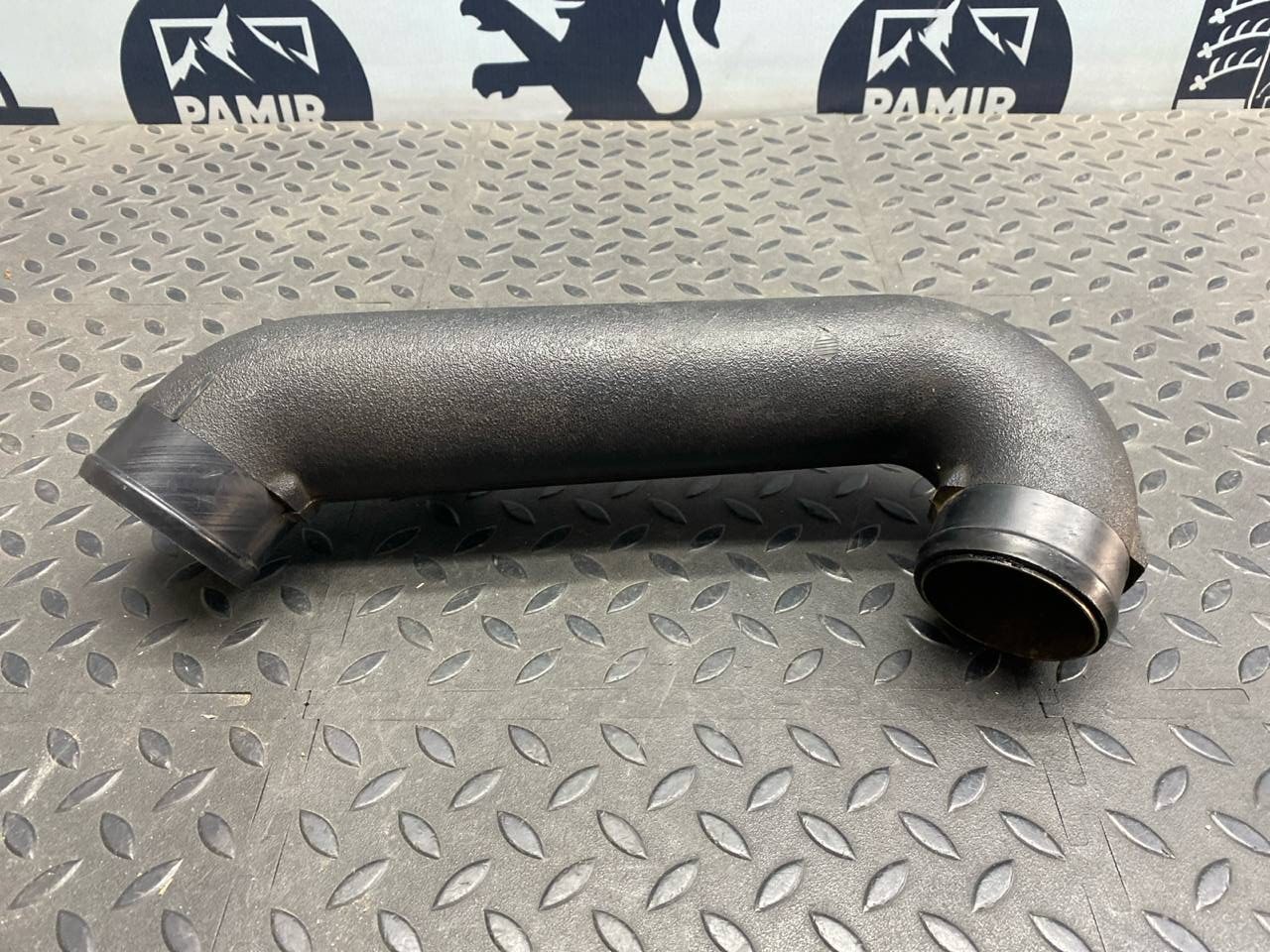 Патрубок интеркулера Mercedes Vito/W638 1996-2003