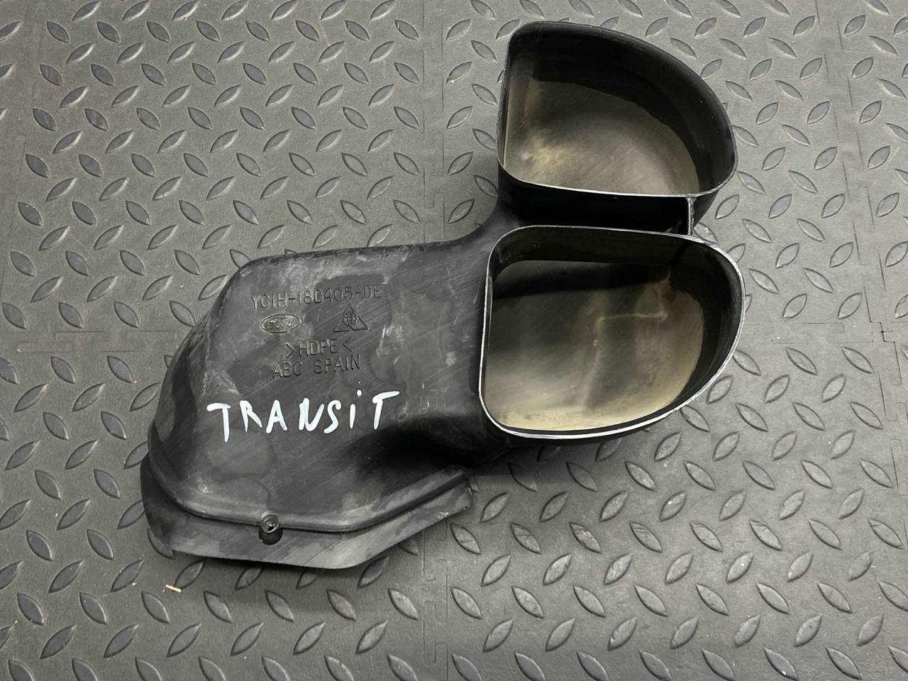 Воздуховод отопителя Ford Transit 2000-2006