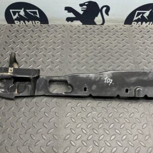 Накладка крыла передняя правая Ford Focus/2 2004-2011