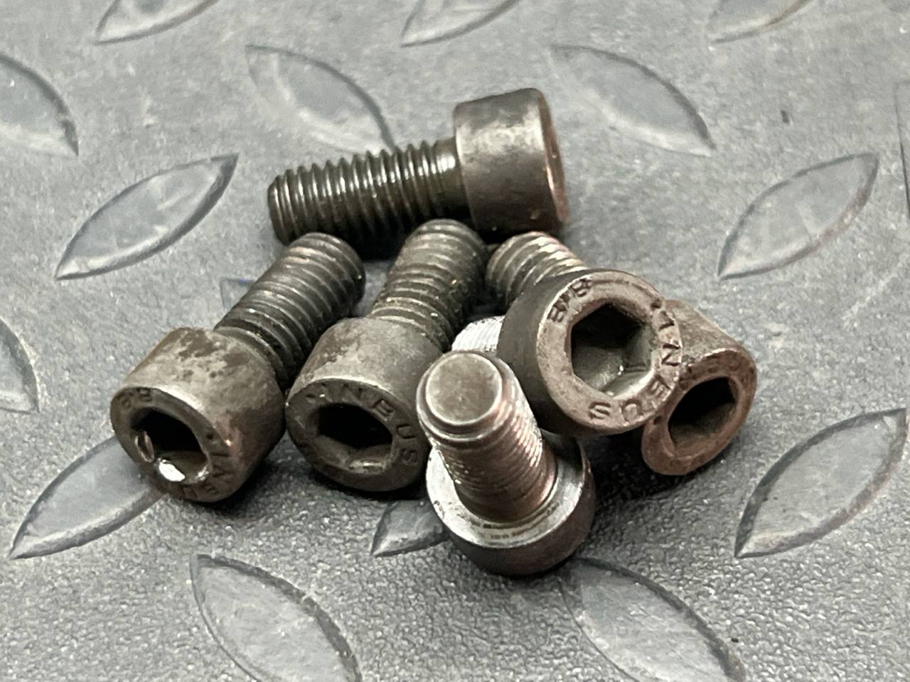 Болт корзины сцепления Mercedes SLK/R170 1996-2004