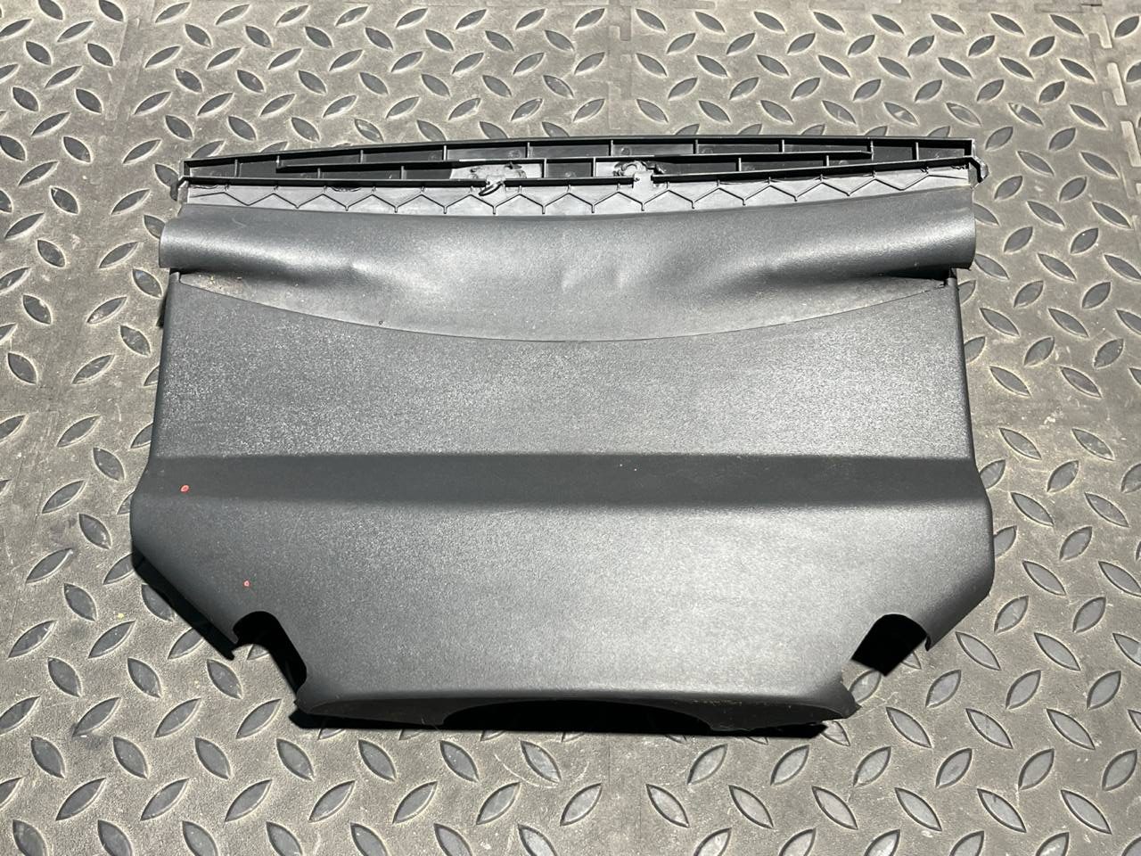 Кожух рулевой колонки верхний Opel Zafira/B 2005-2014