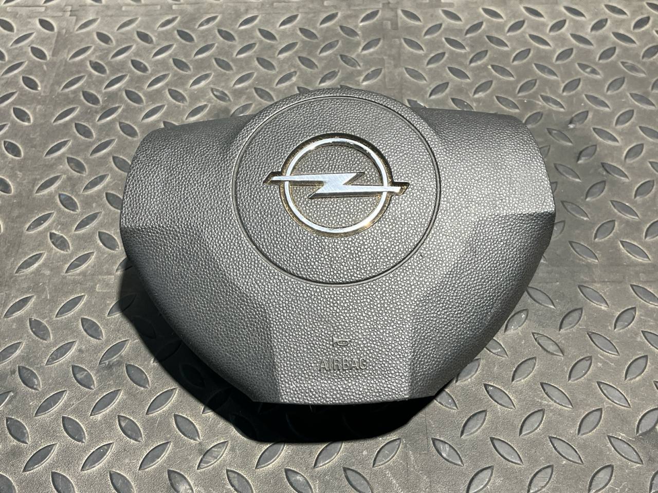 Подушка безопасности в руль Opel Zafira/B 2005-2014