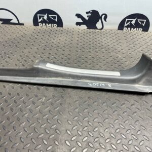 Накладка порога задняя правая Mercedes C/W203 2000-2008