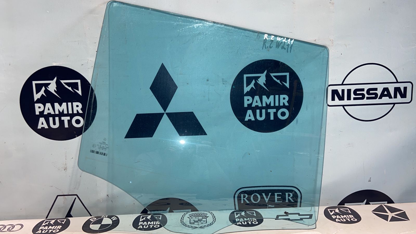 Стекло двери заднее правое Mercedes E/W211 2002-2009