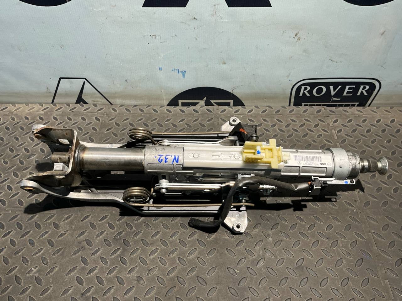 Колонка рулевая Mercedes M/W164 2005-2011