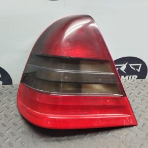 Фонарь задний левый Mercedes C/W202 1993-2001