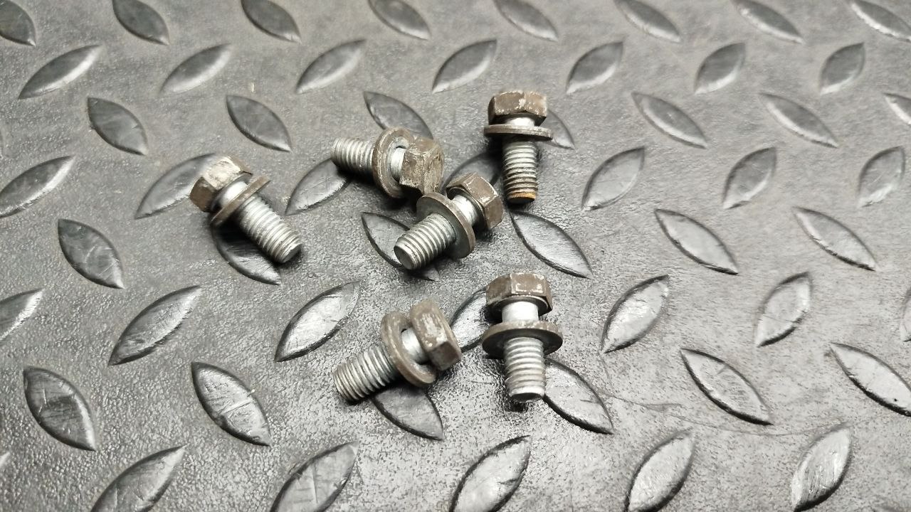 Болт корзины сцепления Renault Scenic/2 2003-2009