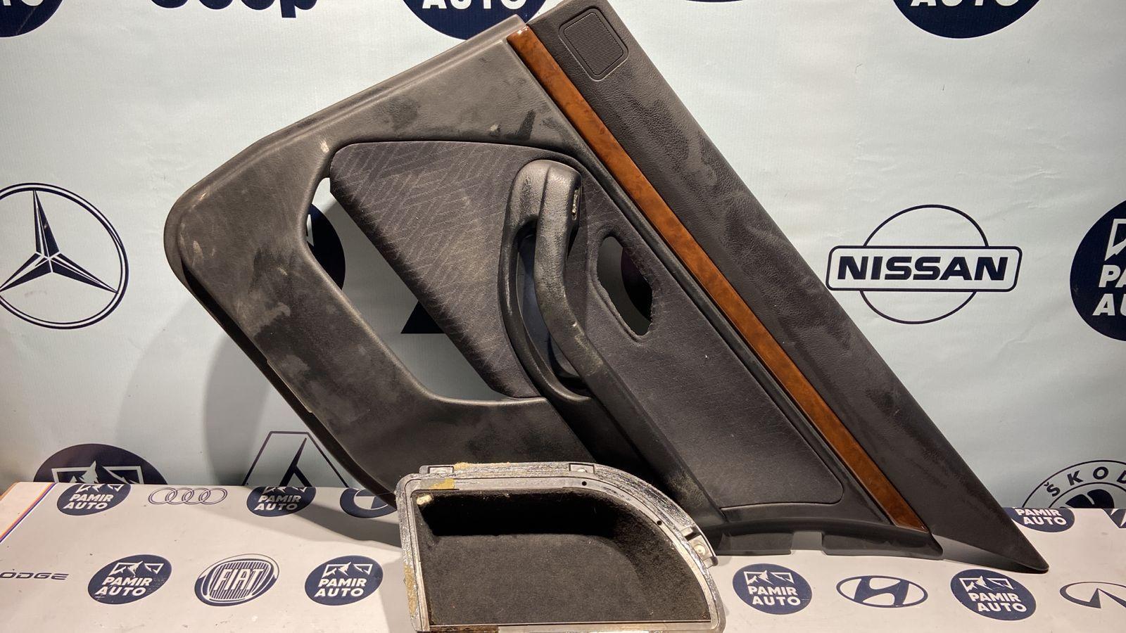 Обшивка двери задняя правая BMW 5/E39 1995-2004