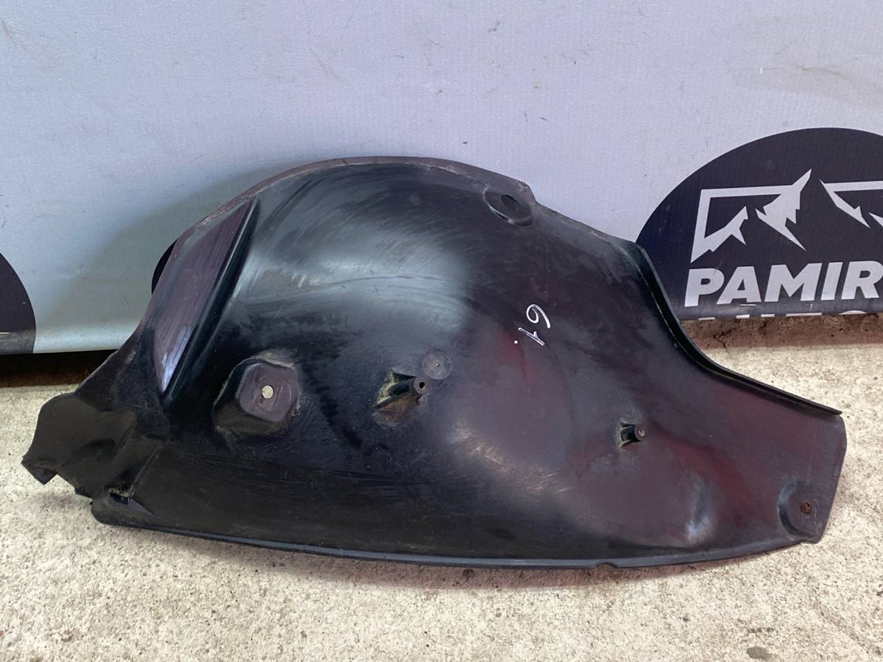 Локер (Подкрылок) задний левый BMW 3/E46 1998-2007