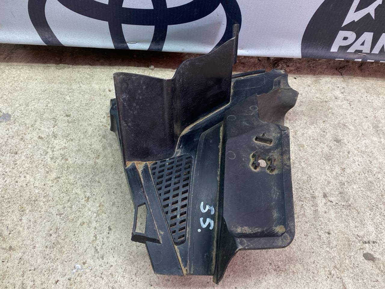 Решетка под лобовое стекло (Жабо) правая Opel Zafira/B 2005-2014