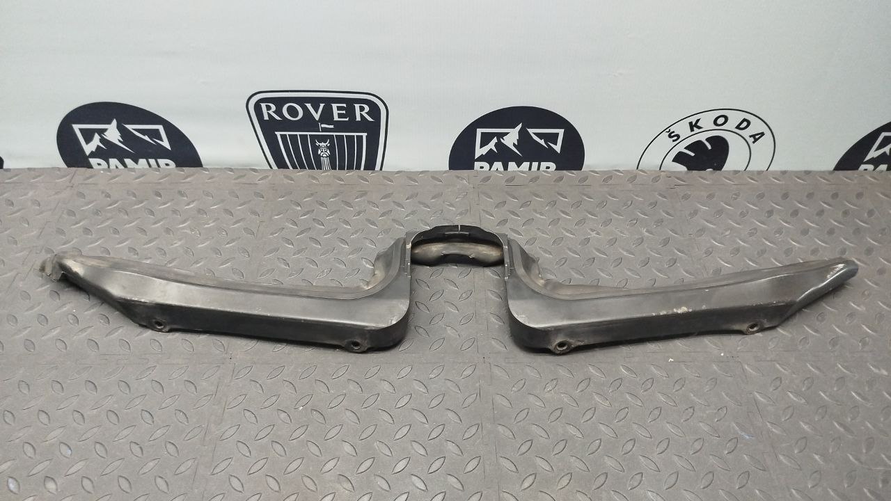 Уплотнитель капота Mercedes E/W210 1995-2003