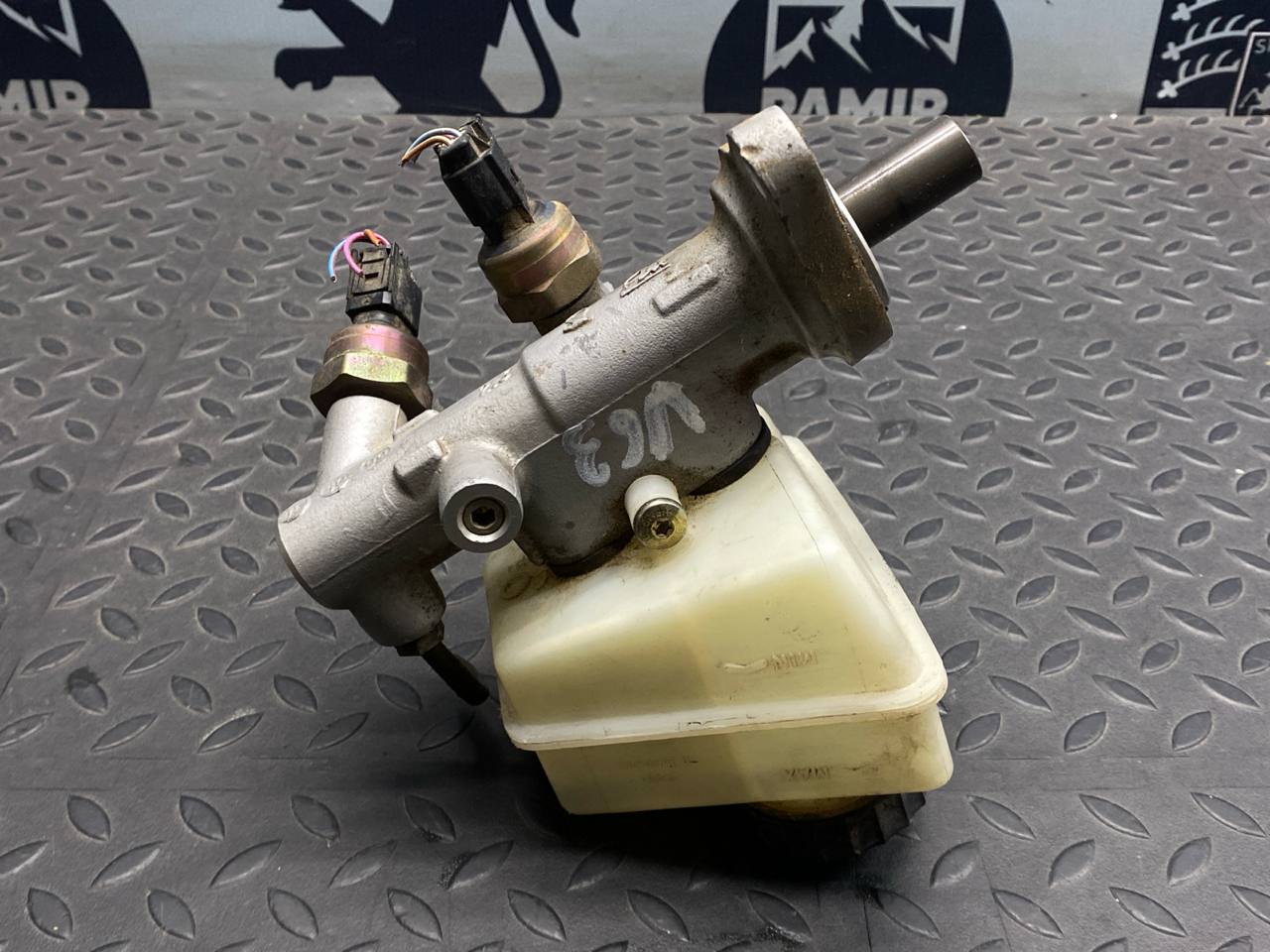 Цилиндр тормозной главный Mercedes C/W202 1993-2001