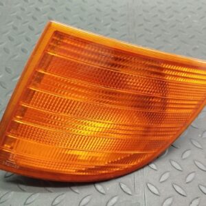 Поворотник левый Mercedes Vito/W638 1996-2003