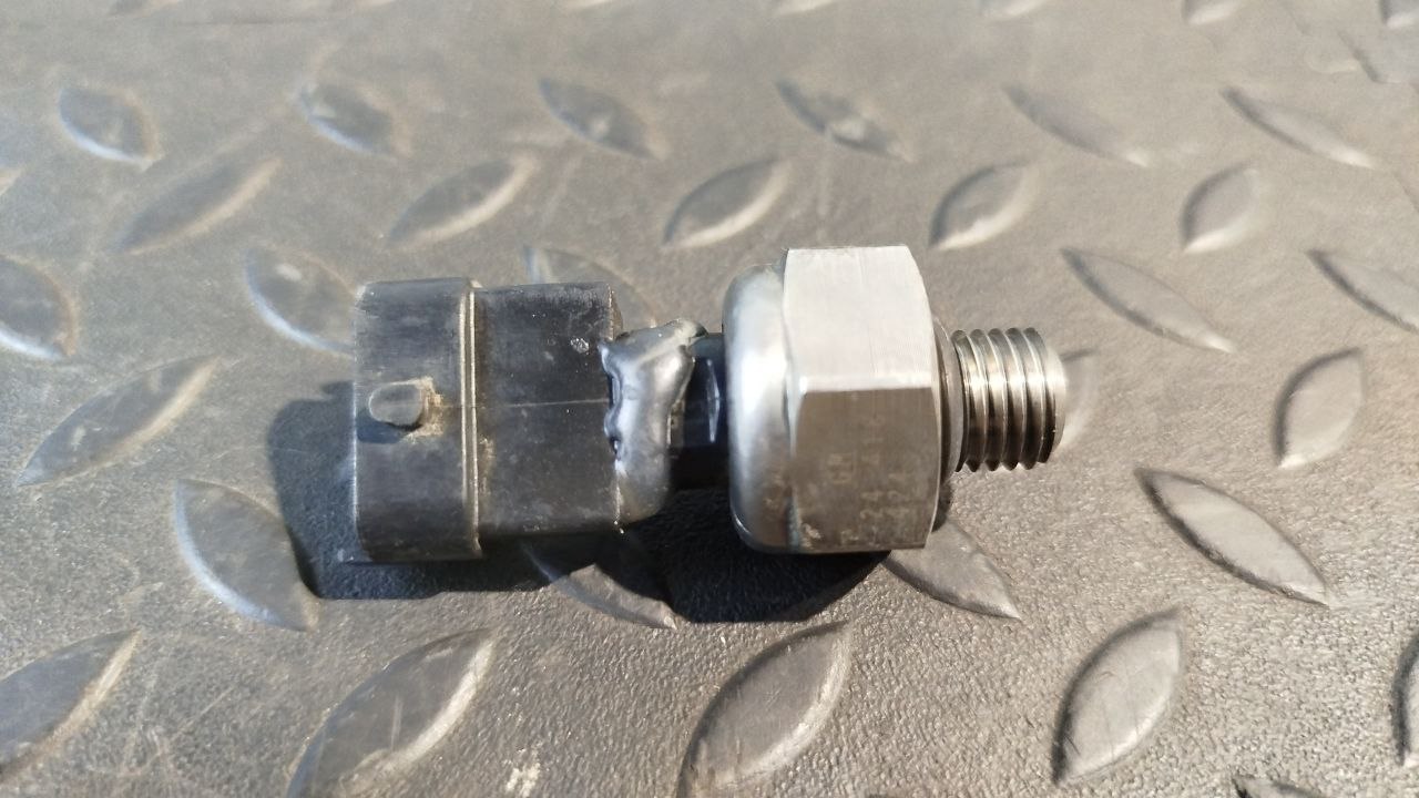 Датчик давления топлива Opel Zafira/B 2005-2014