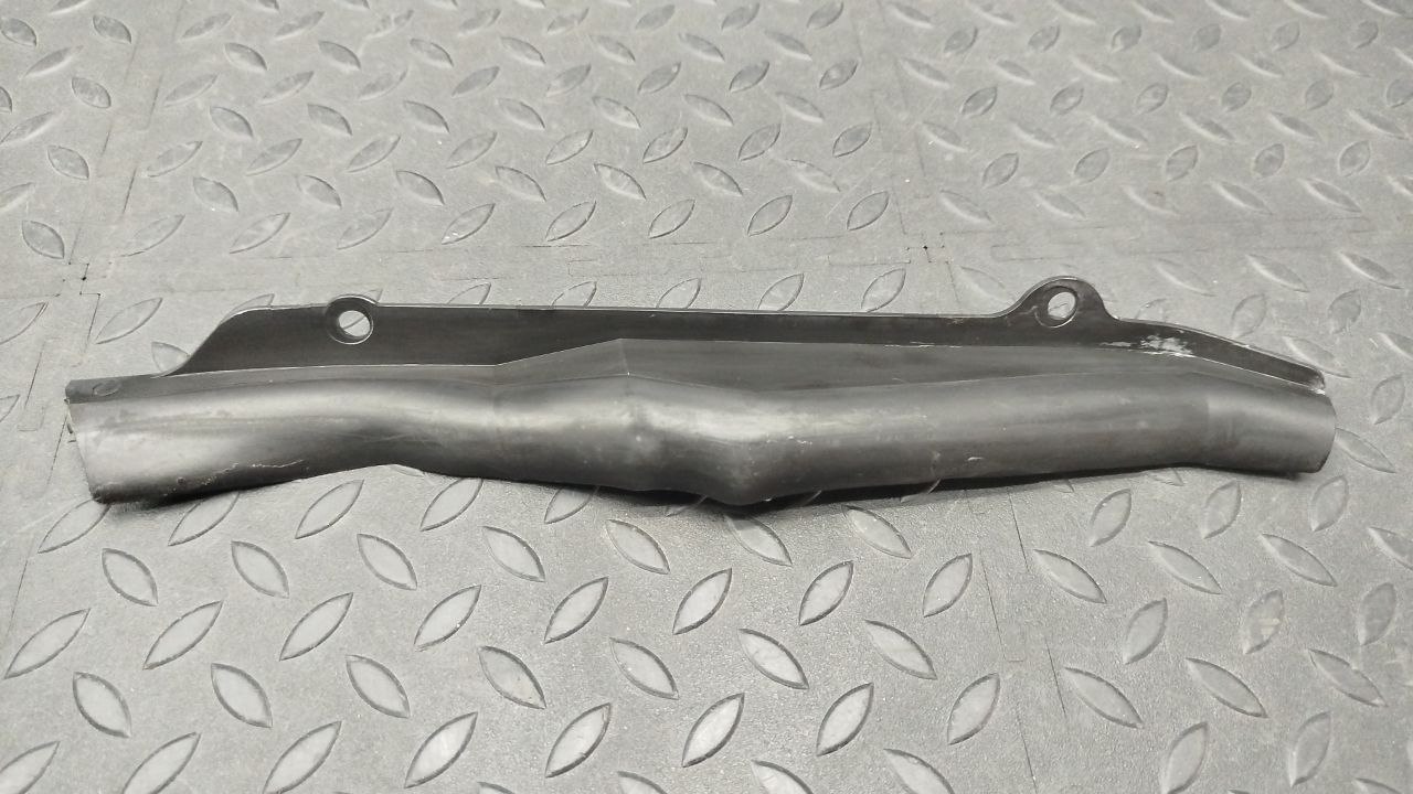 Уплотнитель капота Mercedes C/W202 1993-2001