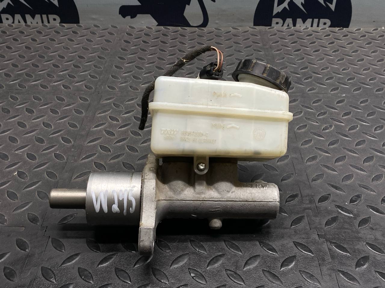 Цилиндр тормозной главный Mercedes B/W245 2005-2011