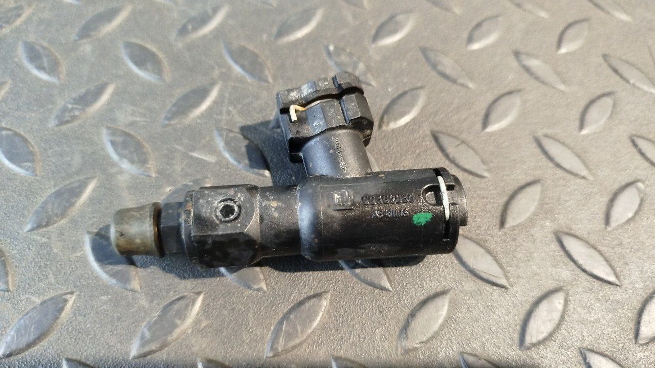 Трубка цилиндра сцепления Opel Zafira/B 2005-2014