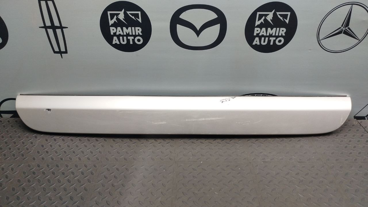 Накладка двери багажника Mercedes M/W163 1997-2005