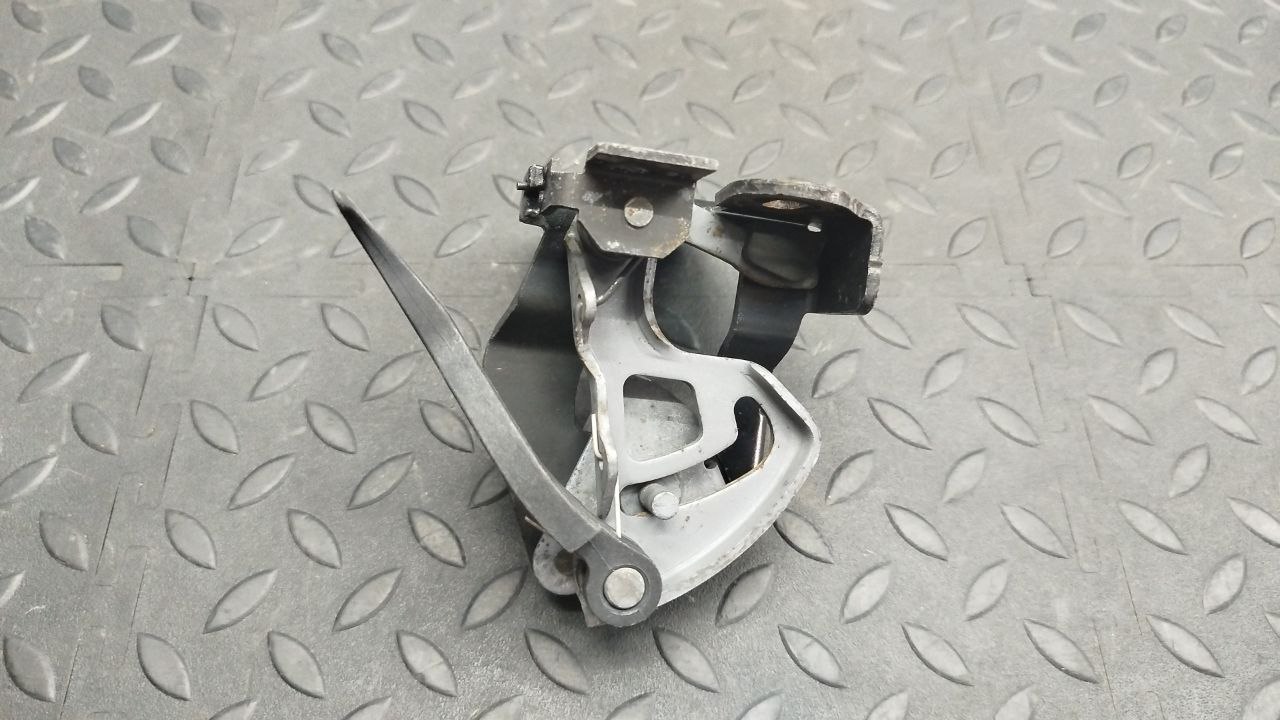 Замок капота Mercedes C/W202 1993-2001