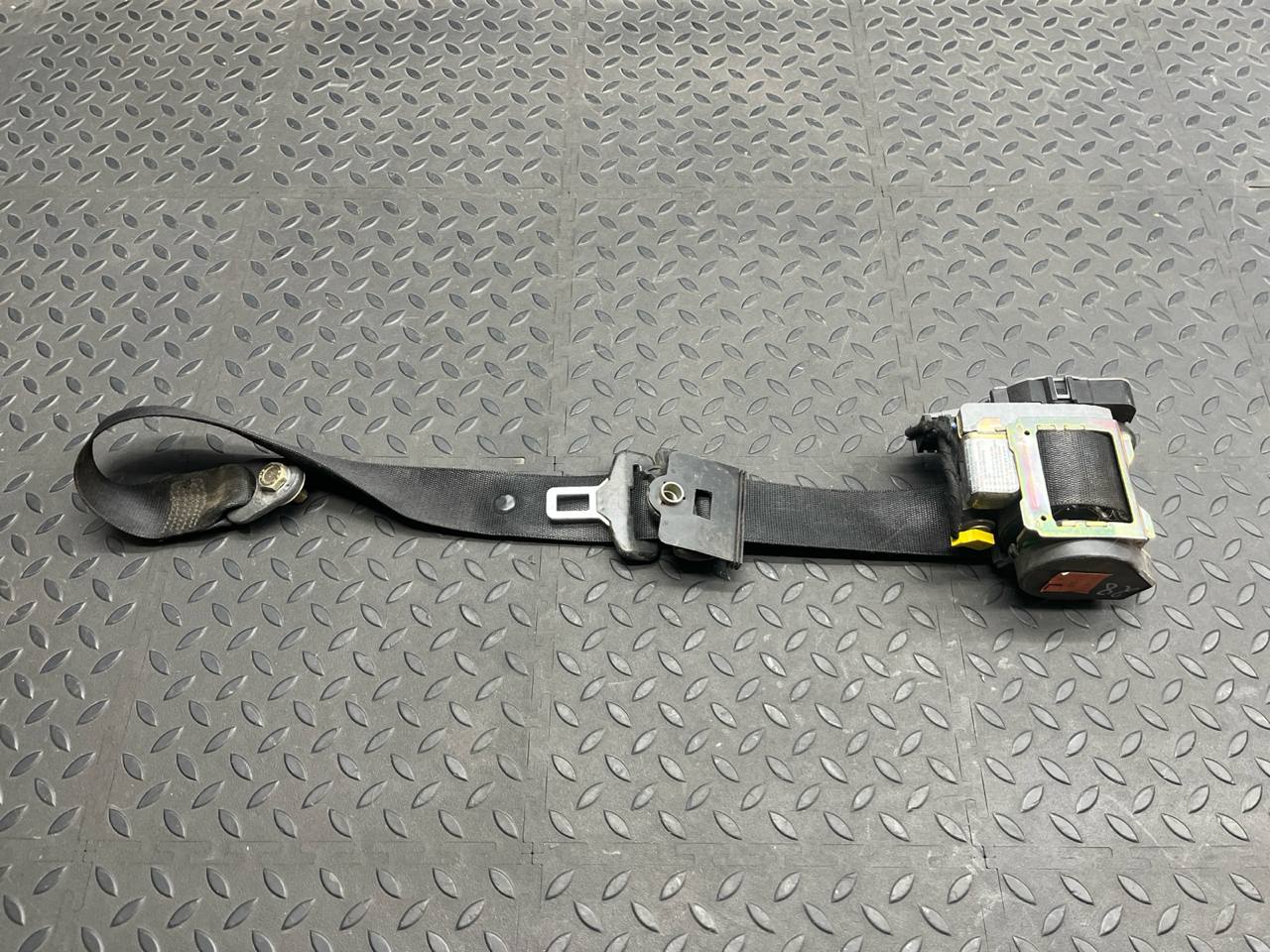 Ремень безопасности передний левый Mercedes E/W210 1995-2003