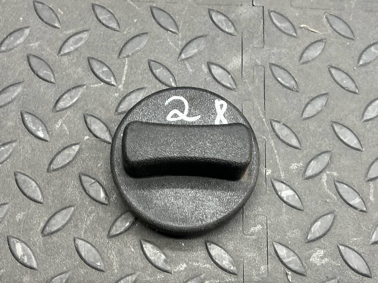 Крышка топливного бака Mercedes E/W210 1995-2003