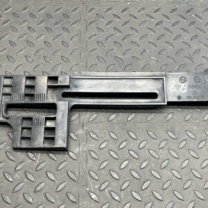 Кронштейн бампера передний правый Mercedes E/W210 1995-2003