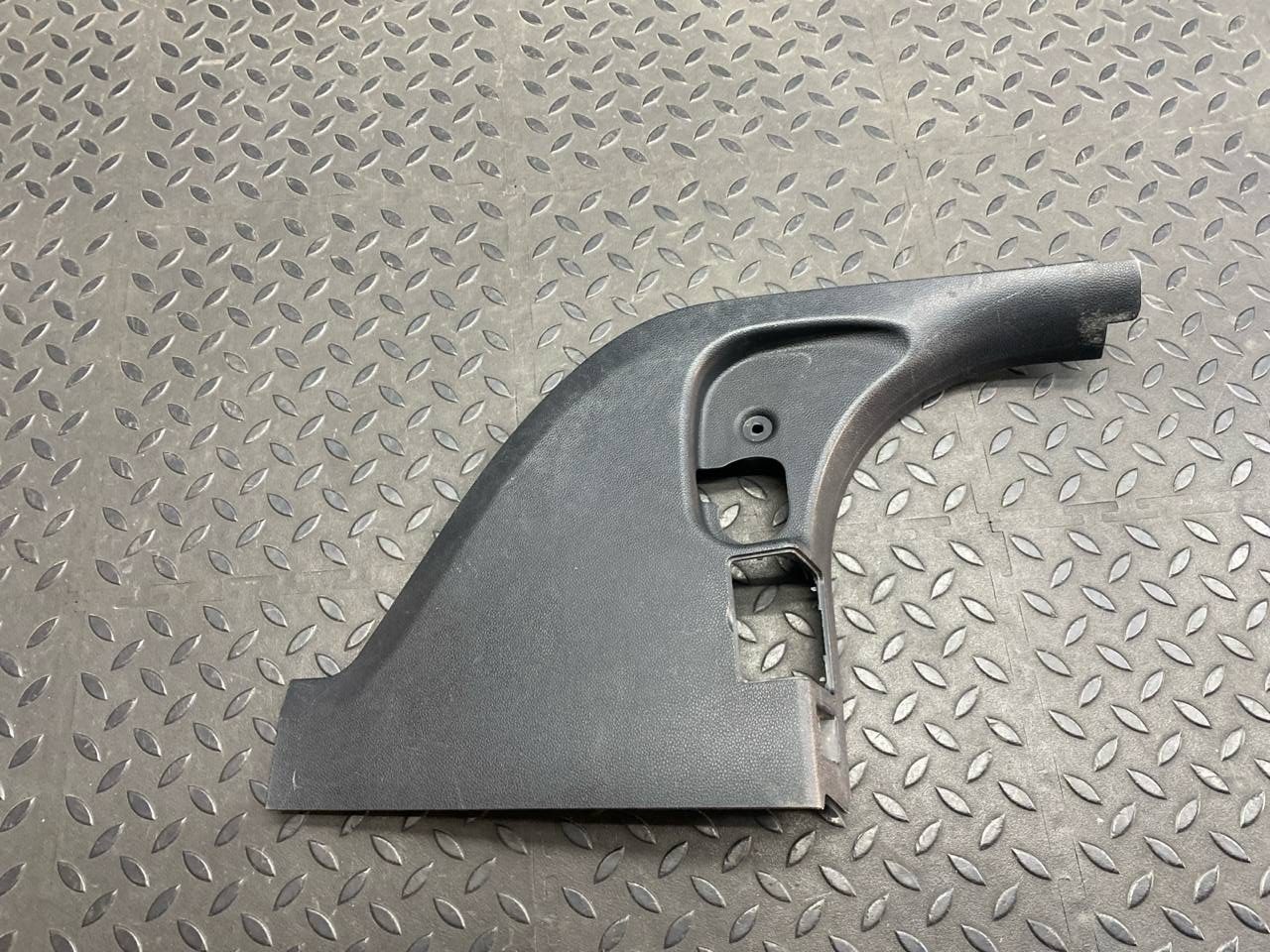 Накладка порога передняя левая BMW 3/E90 2004-2013