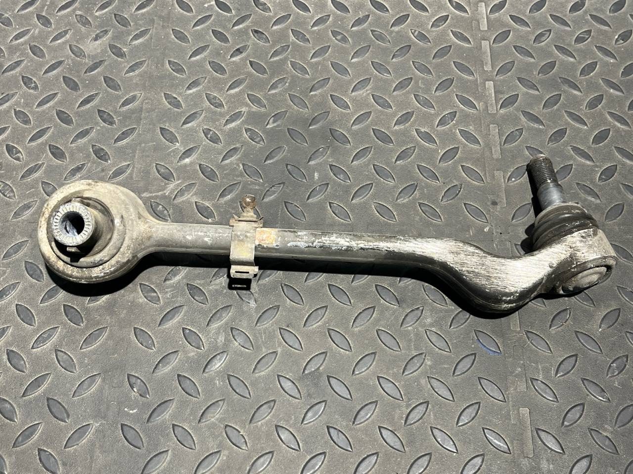 Рычаг передний левый BMV 3/E90 2004-2013