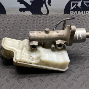 Цилиндр тормозной главный Ford Focus/2 2004-2011