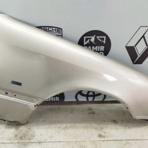 Крыло переднее правое Mercedes C/W202 1993-2001