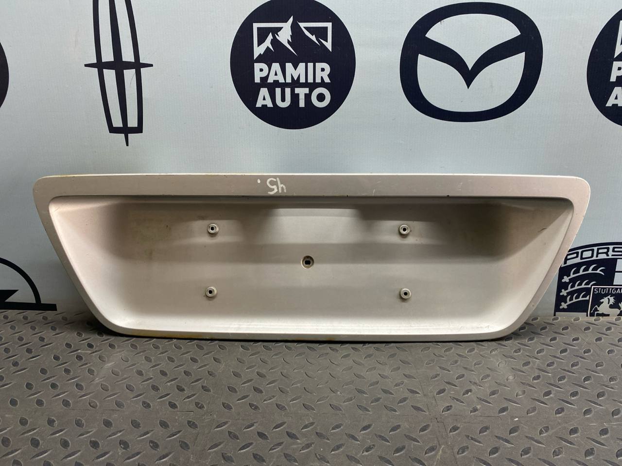 Накладка двери багажника Mercedes C/W203 2000-2008