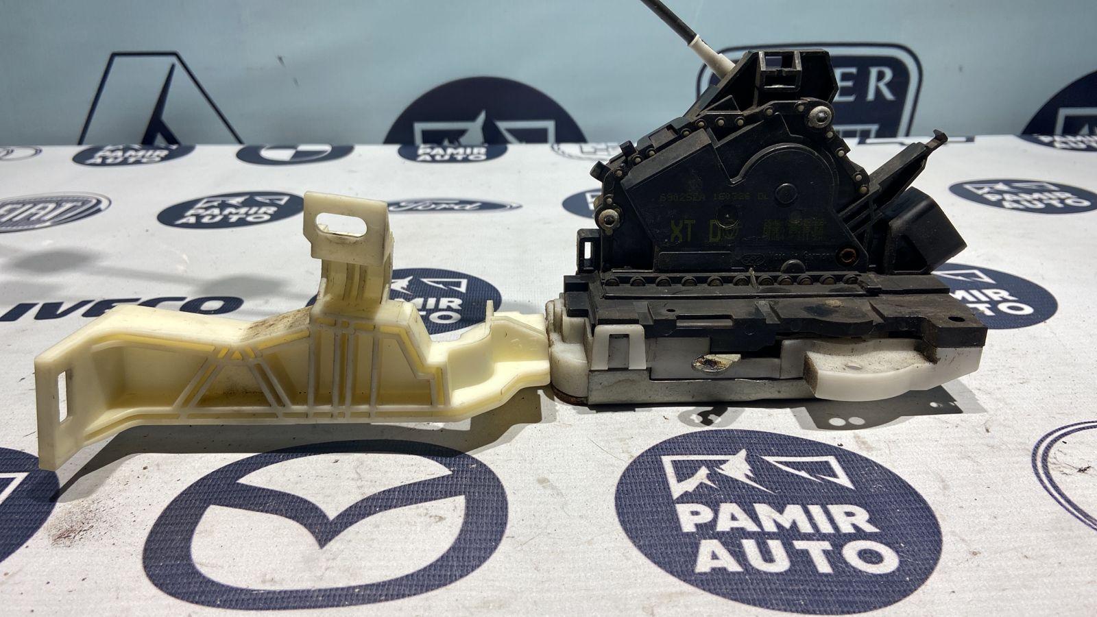 Замок двери передний правый Ford Mondeo/3 2000-2007