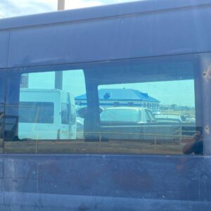 Стекло кузовное глухое левое Ford Transit 2000-2006