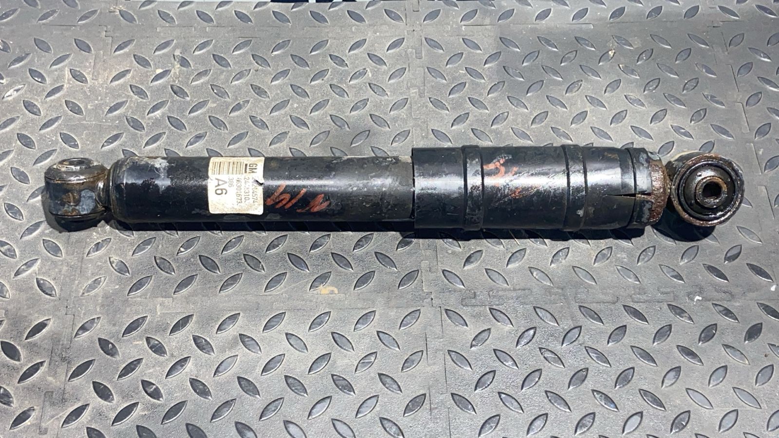 Амортизатор задний Opel Zafira/B 2005-2014