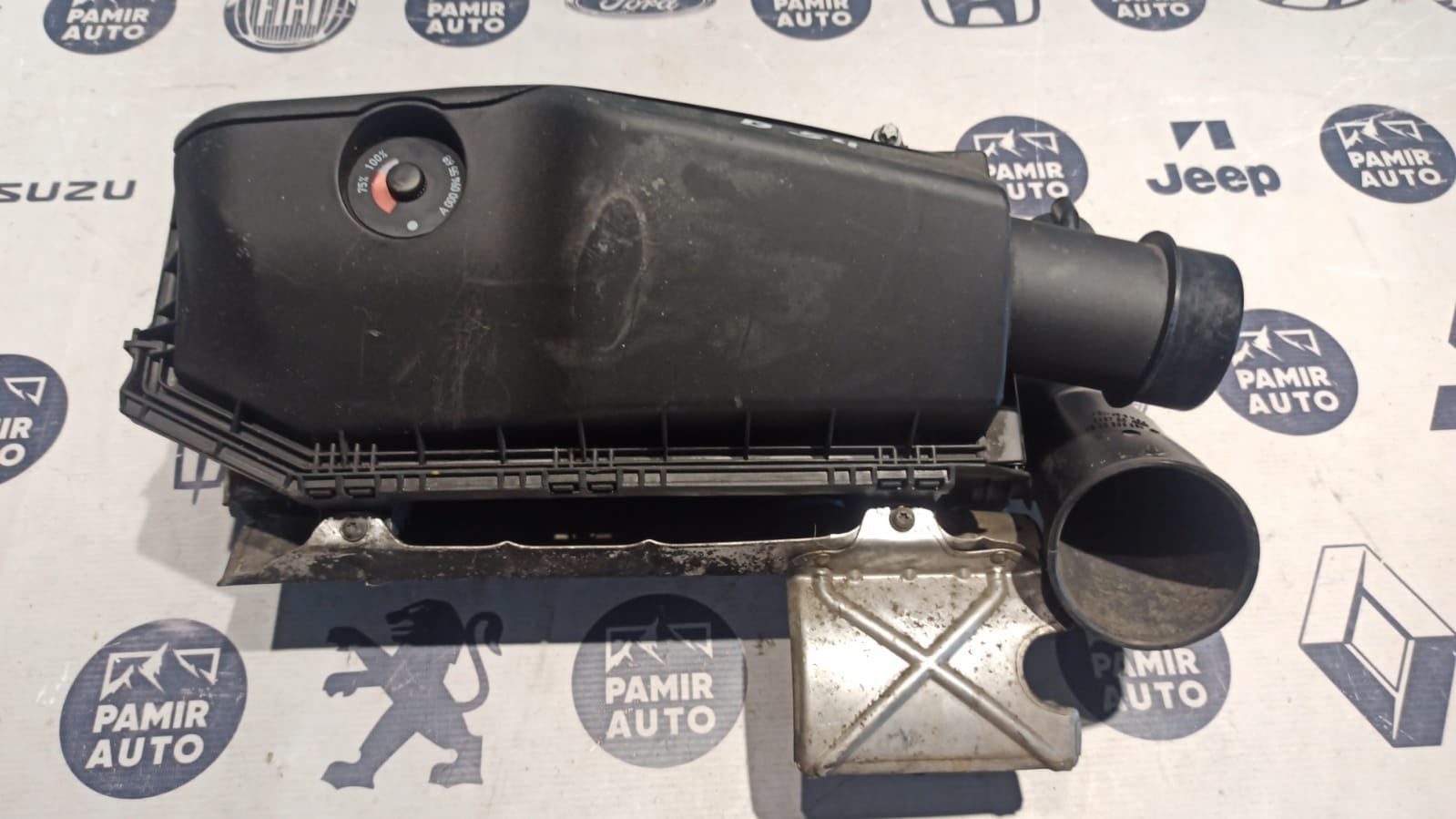 Корпус воздушного фильтра Mercedes M/W163 1997-2005