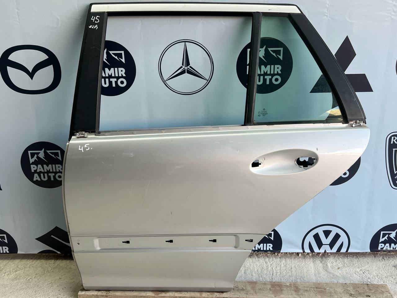 Дверь задняя левая Mercedes C/W203 2000-2008